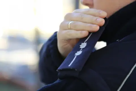 Po studiach prawniczych do policji – jak zwiększyć swoje szanse?
