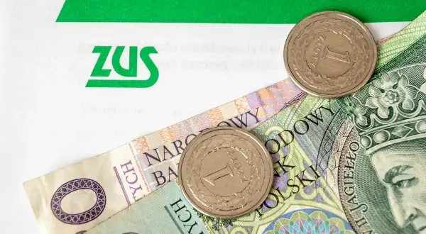 ZUS i polskie złotówki, symbolizujące finanse i świadczenia, jak emerytura wdowia.